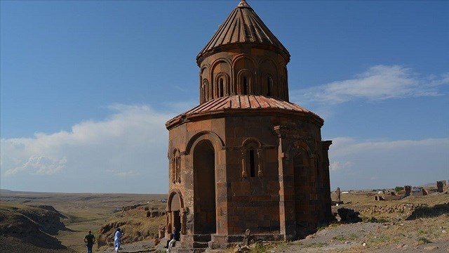 Ani Ören Yeri ziyaretçilerini tarihi yolculuğa çıkarıyor